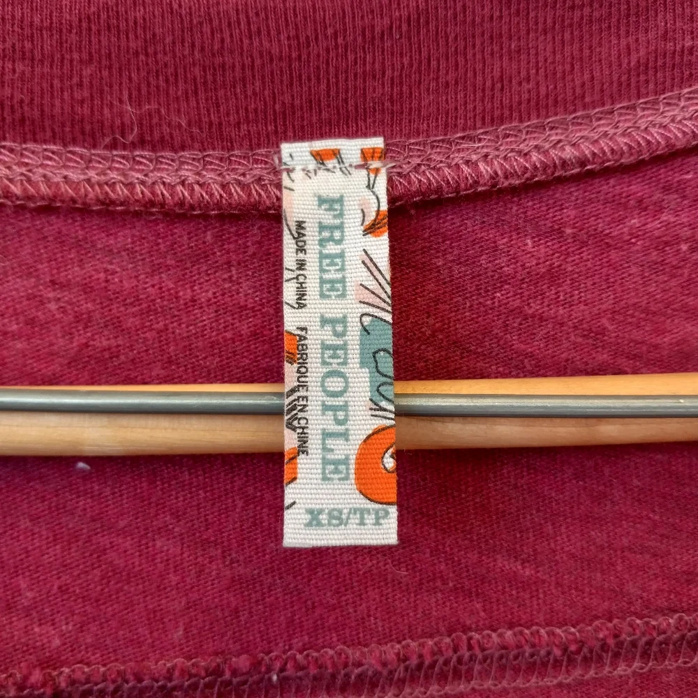 Free People pink long sleeved top, size extra small - Picture 5 of 5